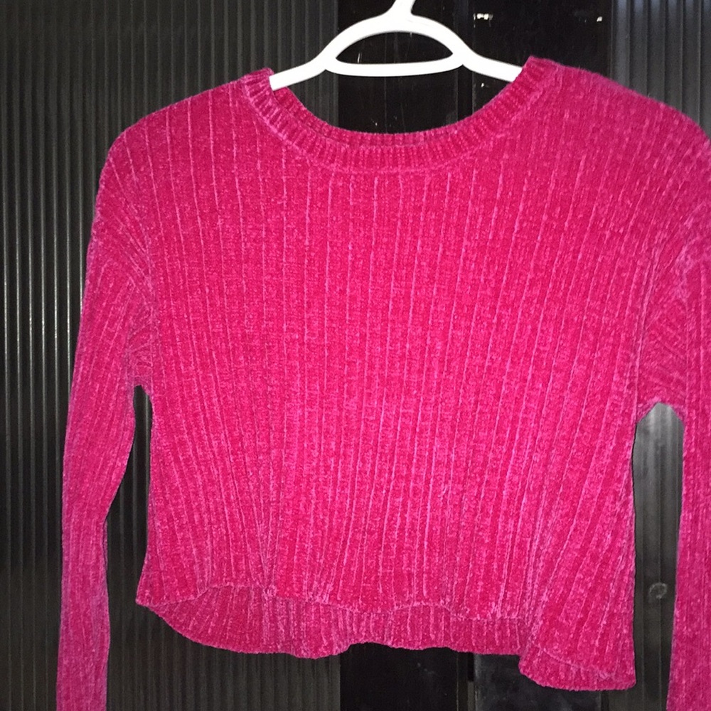 Pink cropped sweater